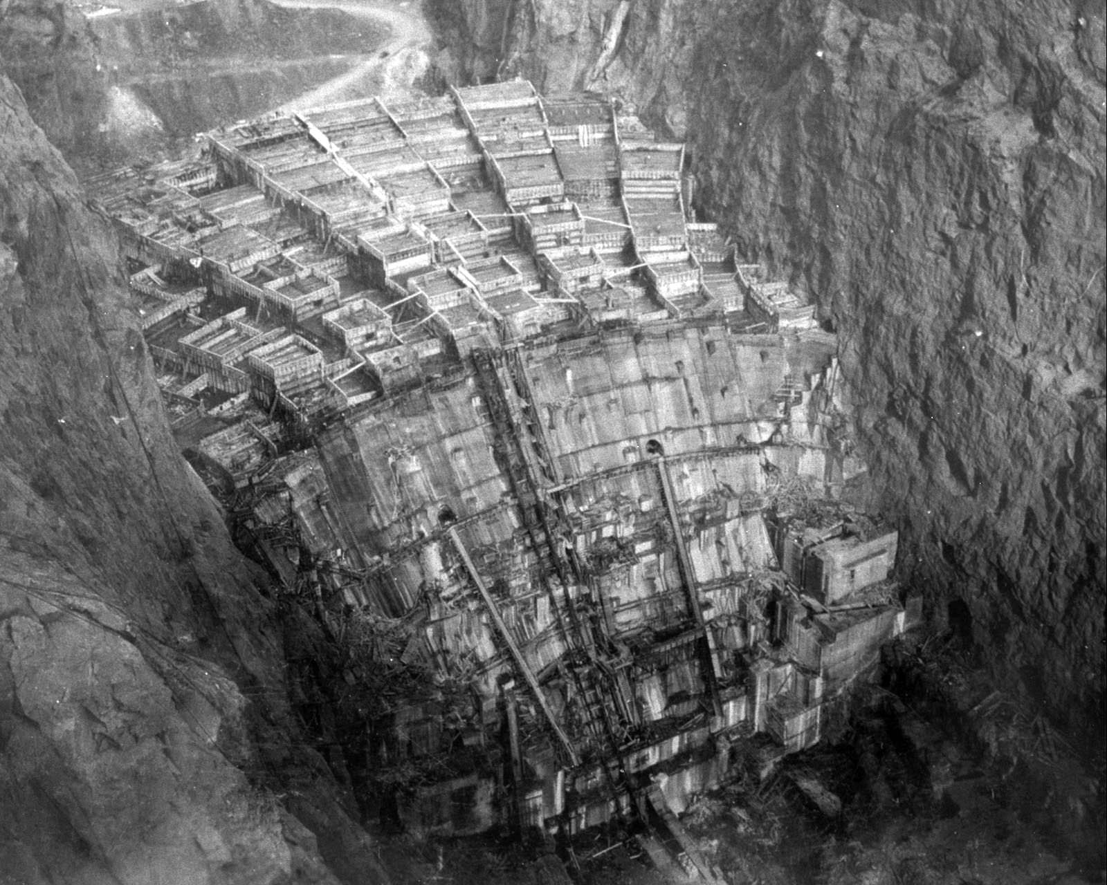 Hoover Dam bygges