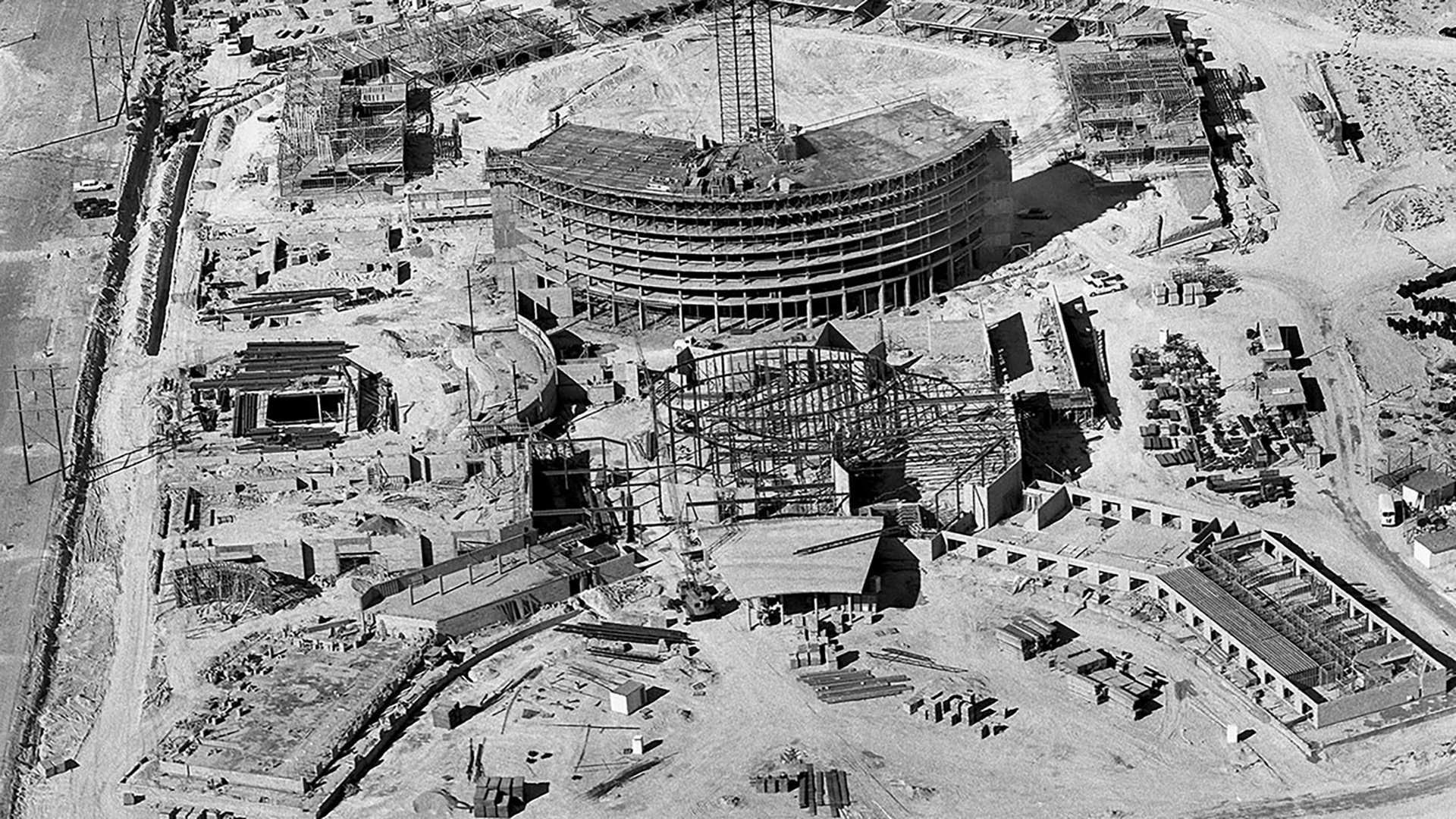 1965 var byggeriet af Caesars Palace godt i gang - Pressefoto